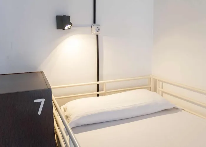 Casa Grande Surf Hostel *