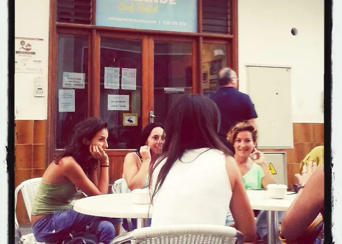 卡萨格兰德瑟夫青年旅舍 *