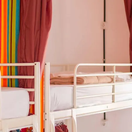 Casa Grande Surf بيت شباب *