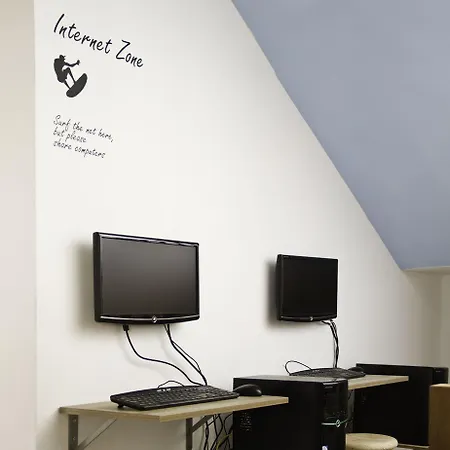 Casa Grande Surf Hostel *