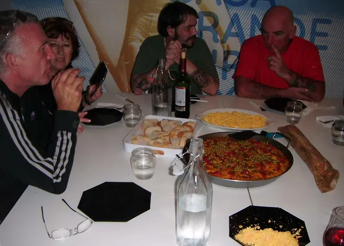 אכסניה Casa Grande Surf אל מדאנו