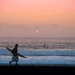 אכסניה Casa Grande Surf