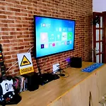 אכסניה Casa Grande Surf *